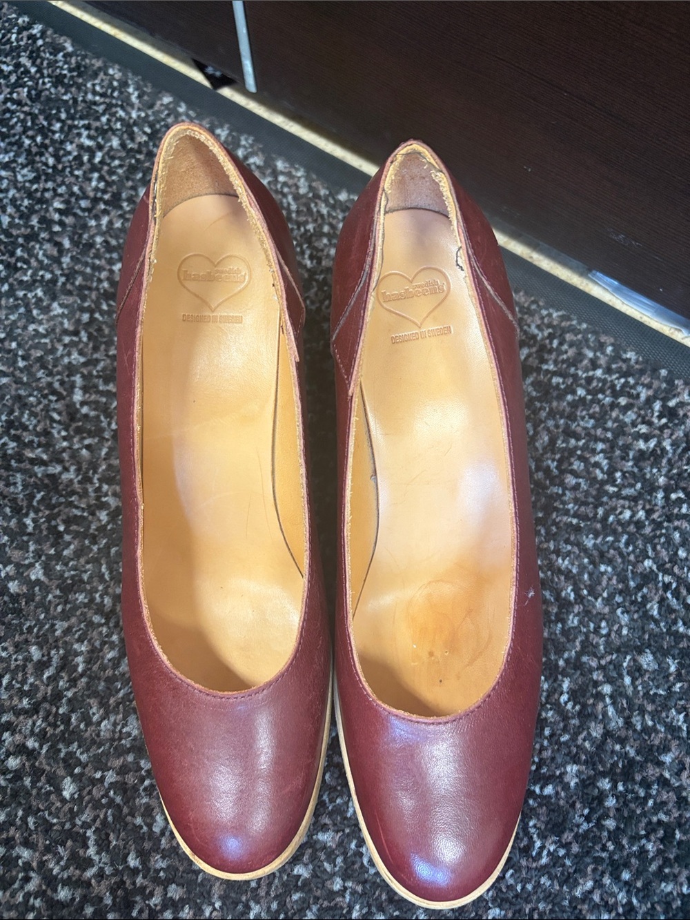 Swedish Hasbeens Burgundy Leather Round-Toe Heels- excellent quality